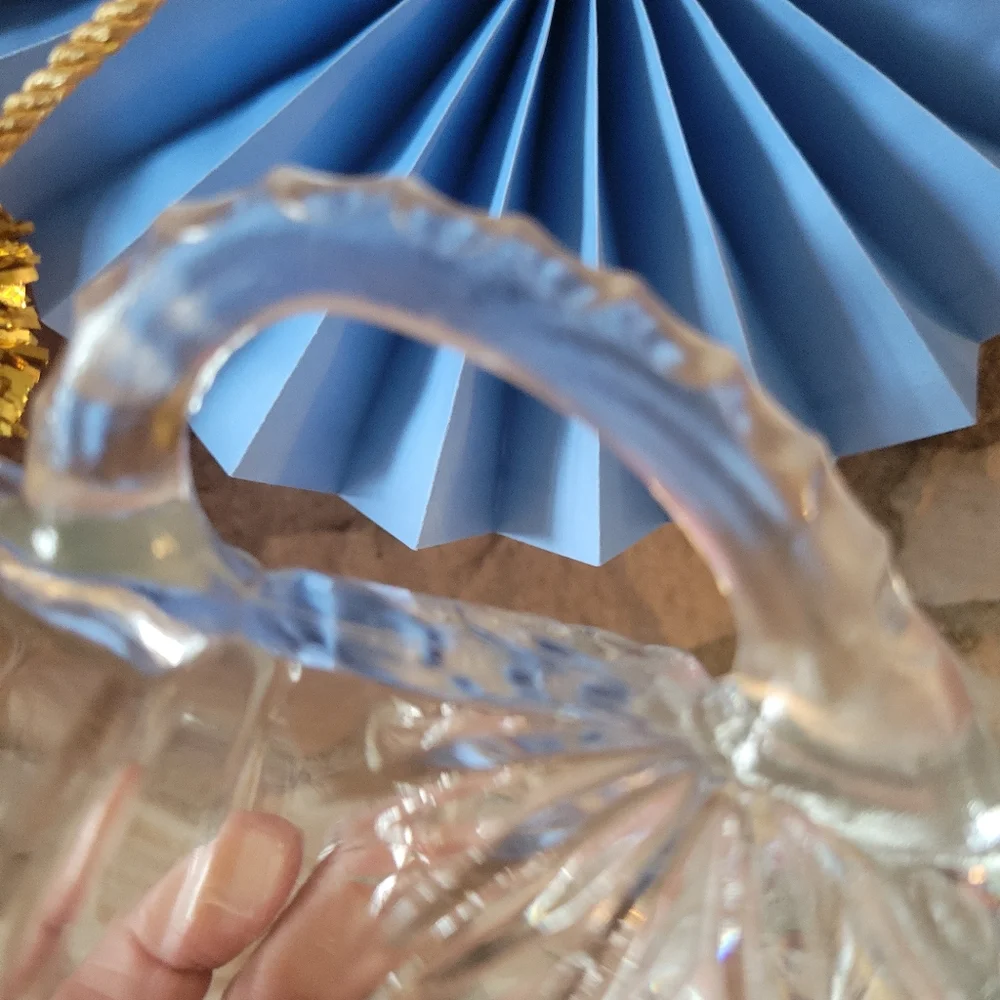 Small Starburst Glass Pitcher ~ Anchor Hocking? ~ Vintage '70s - '80s? ~ Pretty!